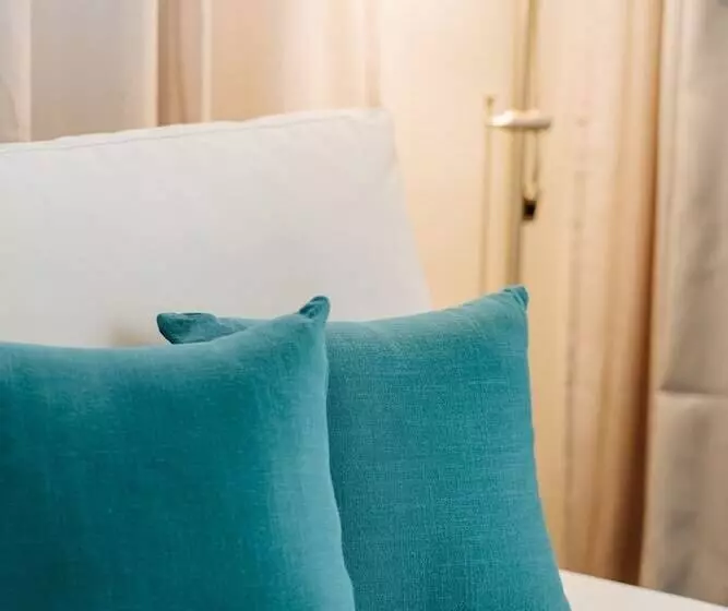 Hotelli R2 Higos Beach