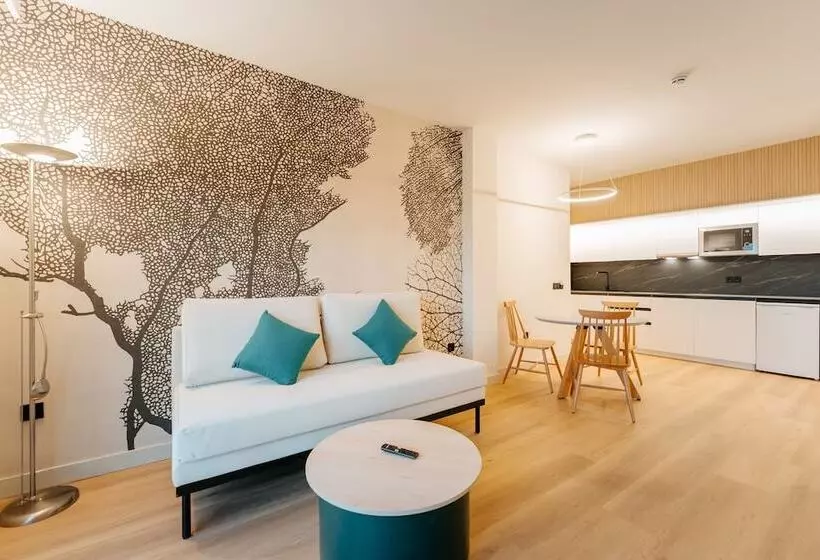 Hotelli R2 Higos Beach