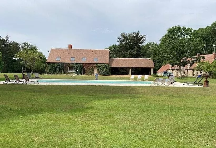 Hotelli Sublimes Hébergements En Coeur De Forêt