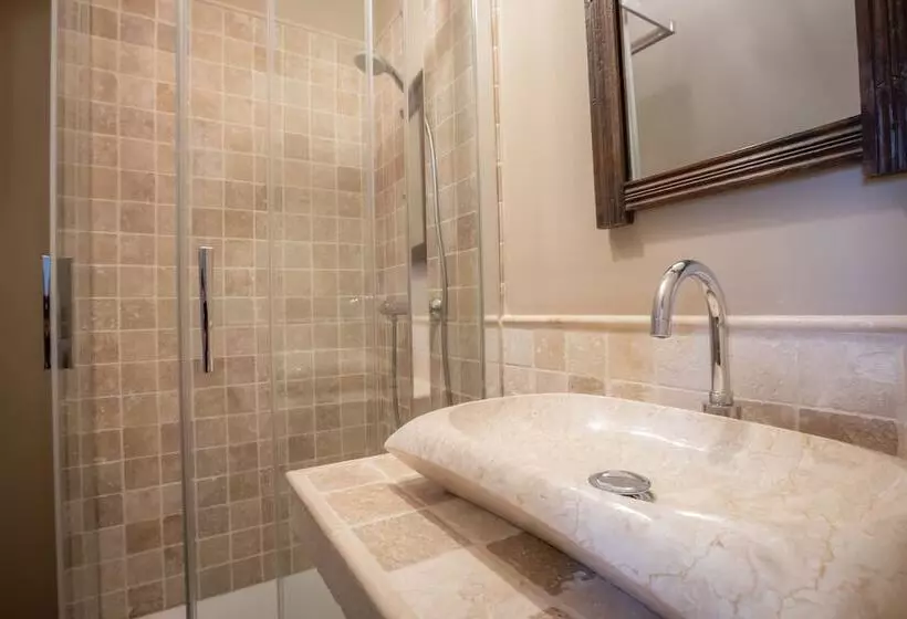 Hotelli Sublimes Hébergements En Coeur De Forêt