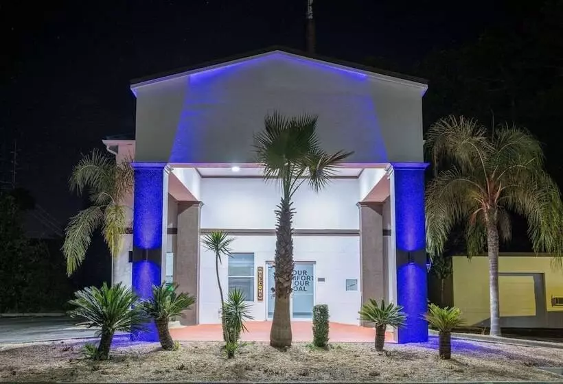 Hotelli Travelodge By Wyndham Kingsland Ga