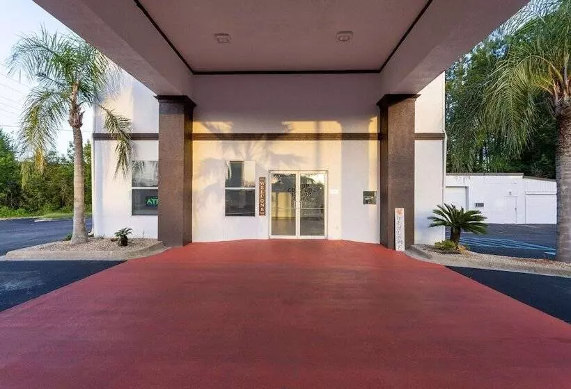 Hotelli Travelodge By Wyndham Kingsland Ga