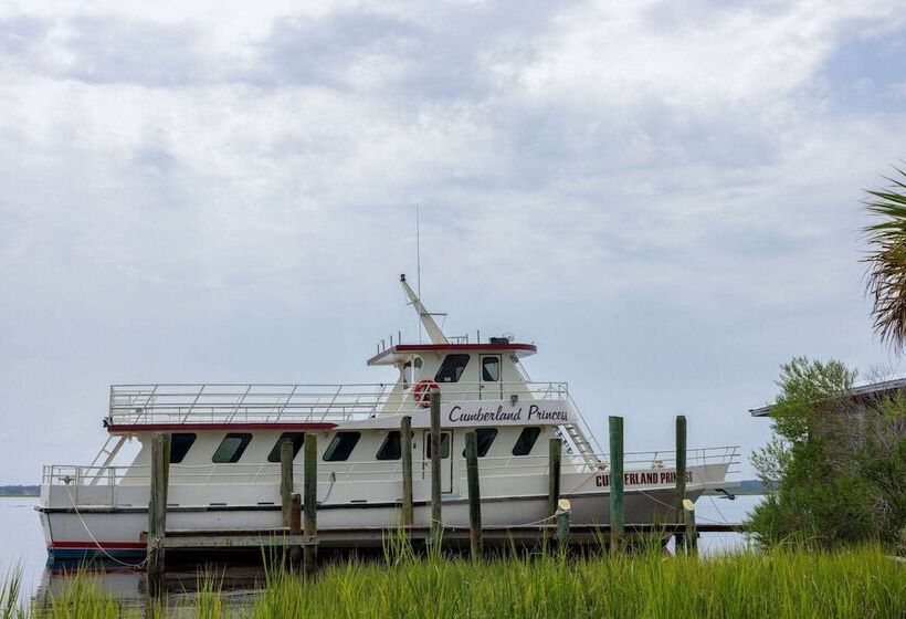 ホテル Travelodge By Wyndham Kingsland Ga