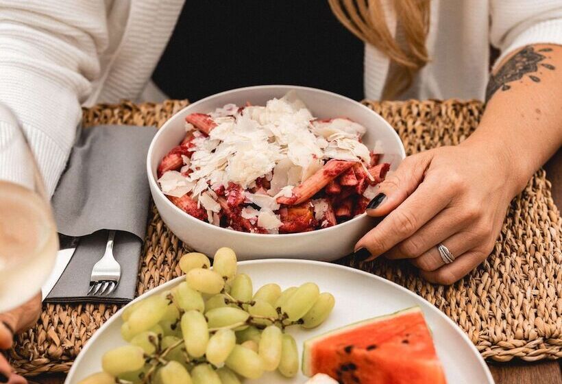 Отель Venus Sunrise Suites & Villas