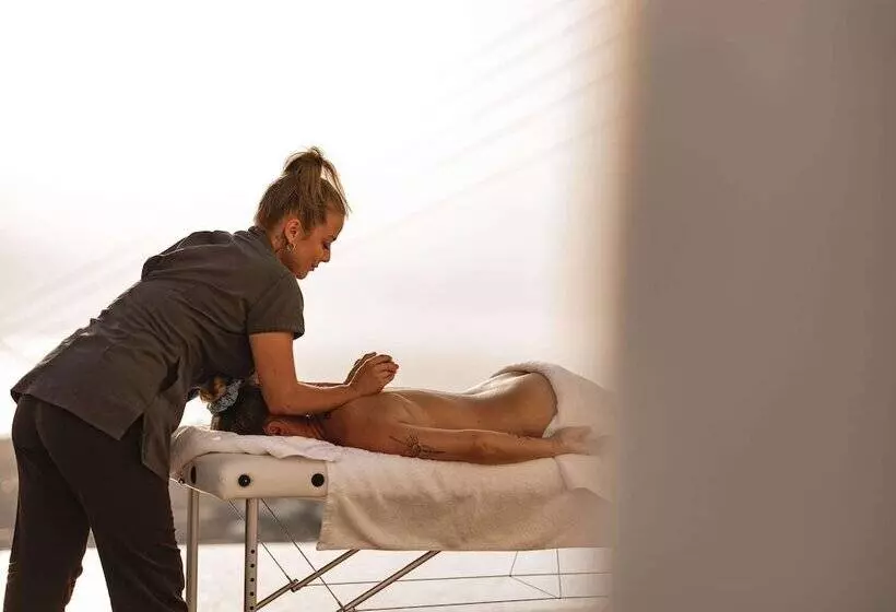 Hotelli Venus Sunrise Suites & Villas