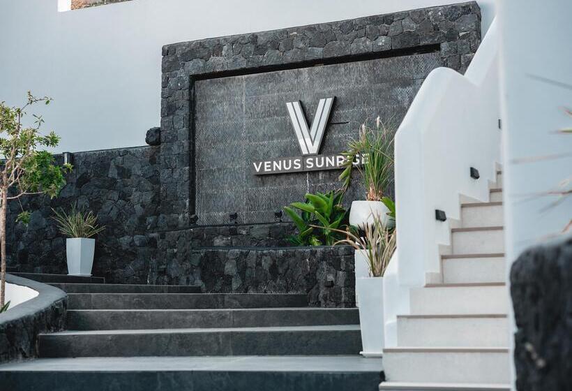 Отель Venus Sunrise Suites & Villas