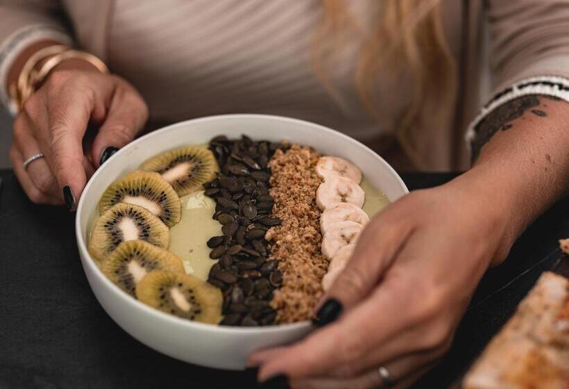 Отель Venus Sunrise Suites & Villas