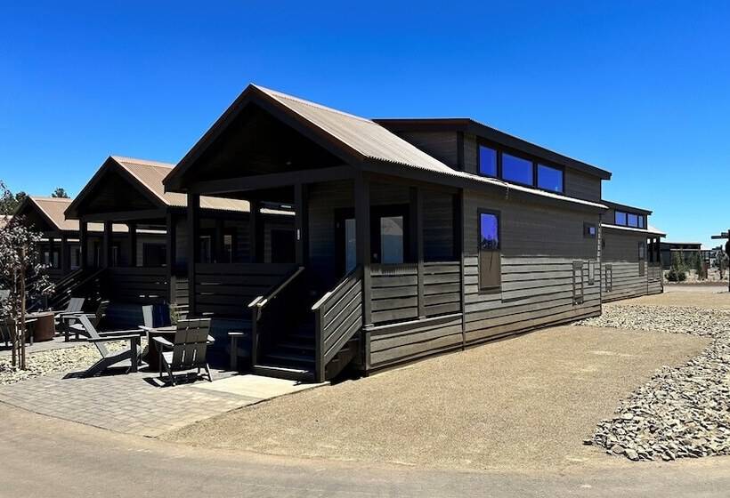 호텔 Village Camp Flagstaff