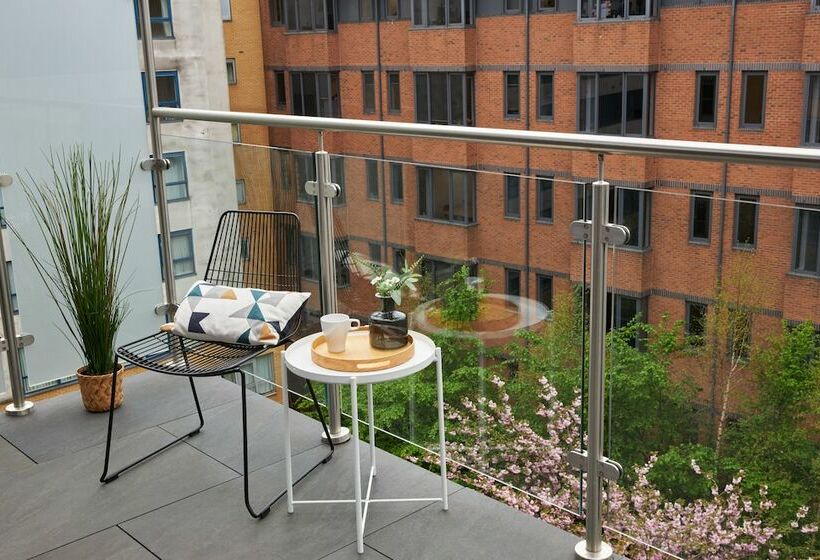 Kings Oak House By Viridian Apartments