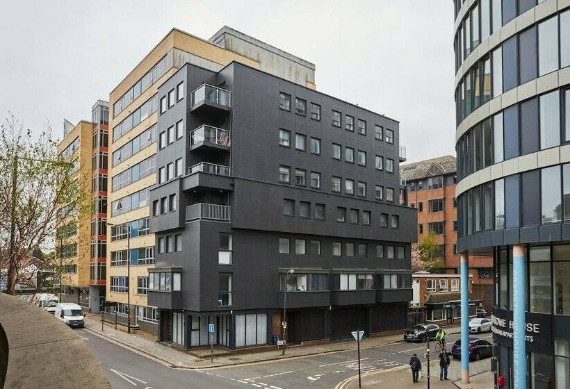 Kings Oak House By Viridian Apartments