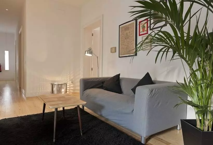 Lisbon Lounge Hostel