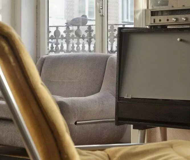 Lisbon Lounge Hostel