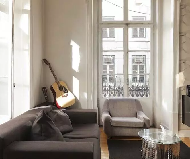 Lisbon Lounge Hostel