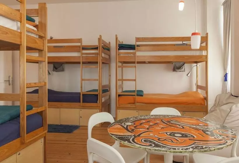 Lisbon Lounge Hostel