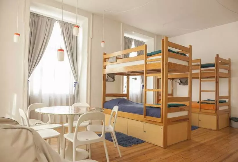 Lisbon Lounge Hostel