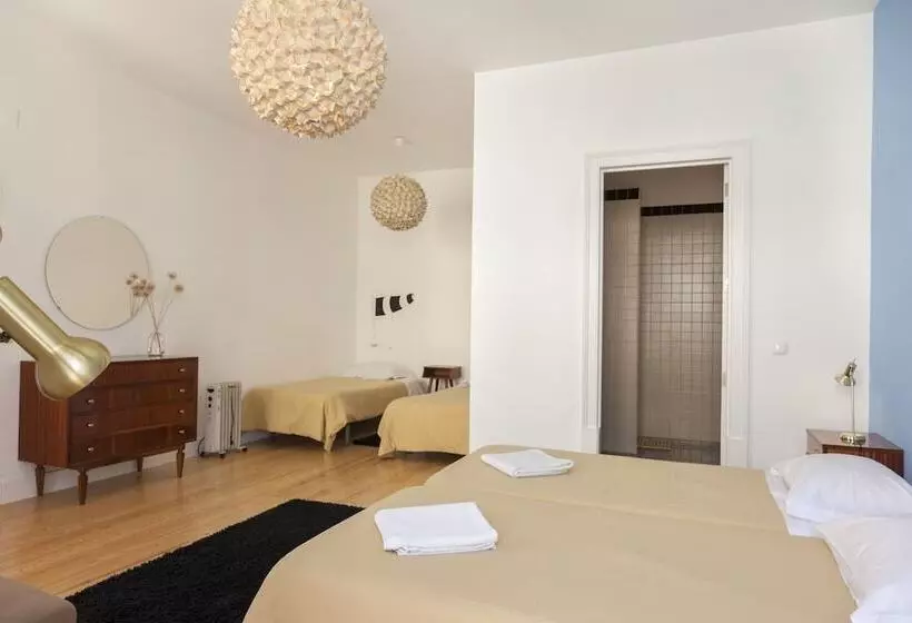 Lisbon Lounge Hostel
