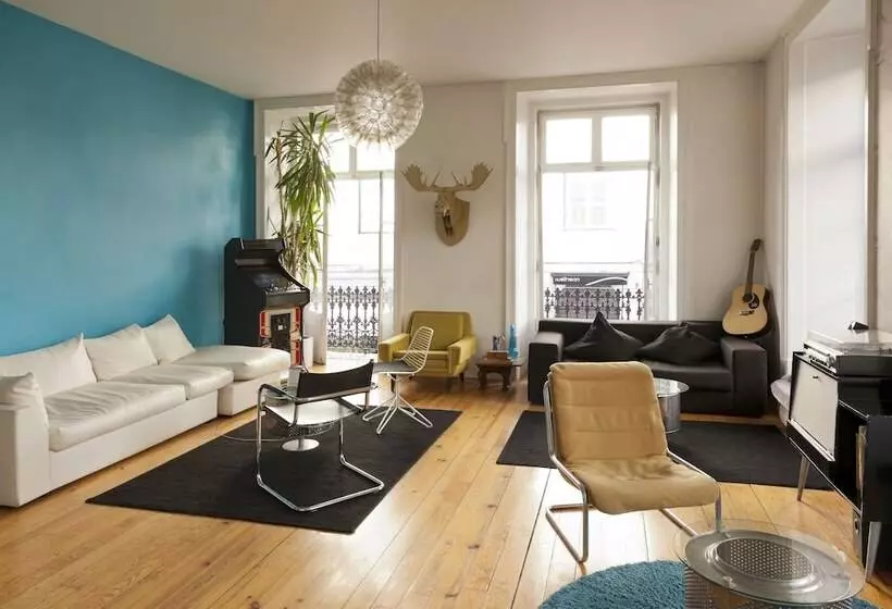 Lisbon Lounge Hostel