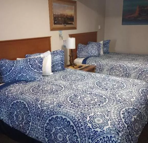 モーテル Going To The Sun Inn & Suites