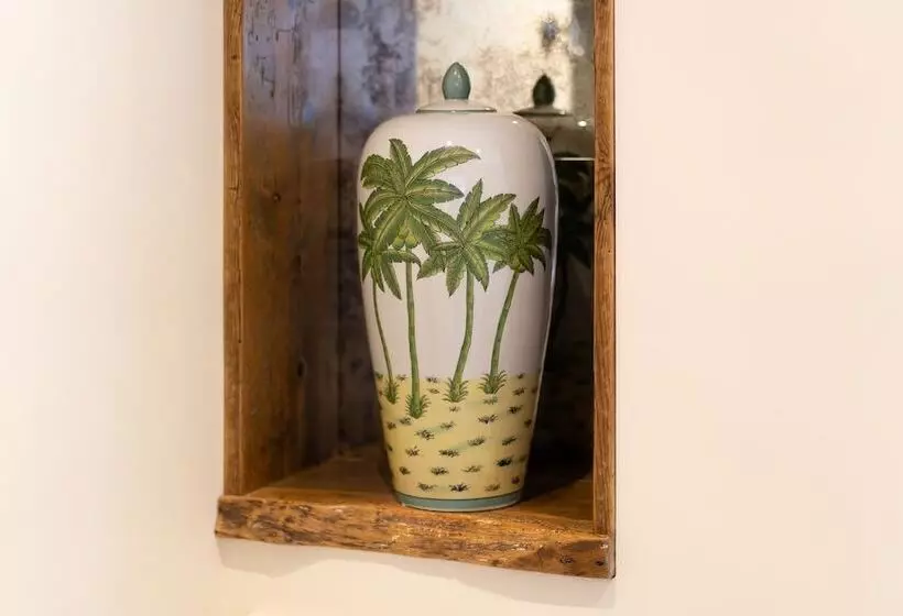 ペンション The Ironmongers Boutique