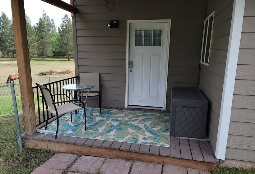 بنسيون Whitefish Stage Hideaway