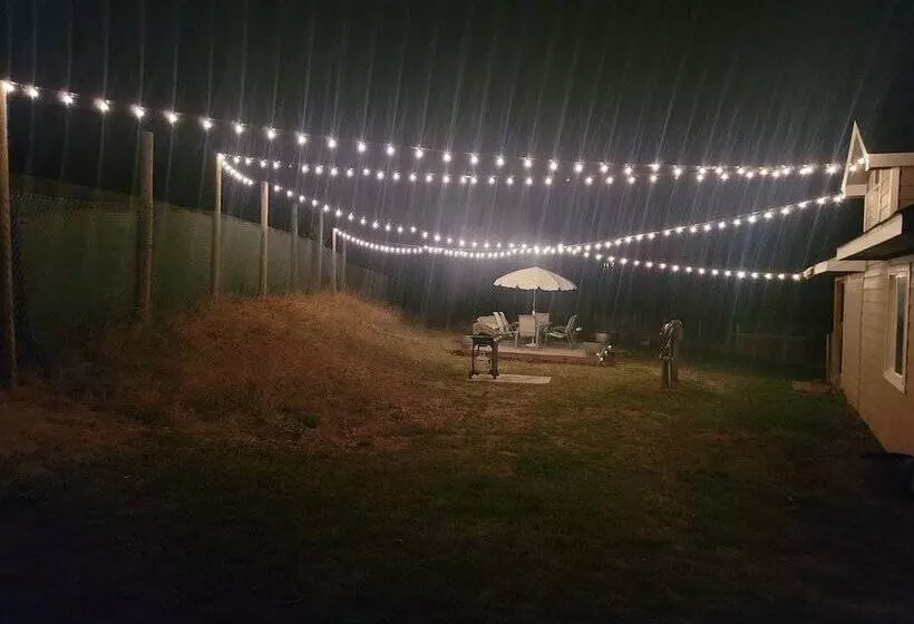 پانسیون Whitefish Stage Hideaway