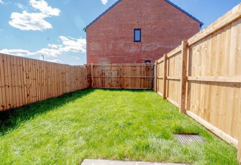 레지던스 Stunning 2 Bed House In Manchester With Canal View