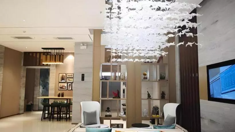 ホテル City Comfort Inn Hezhou Municipal Square