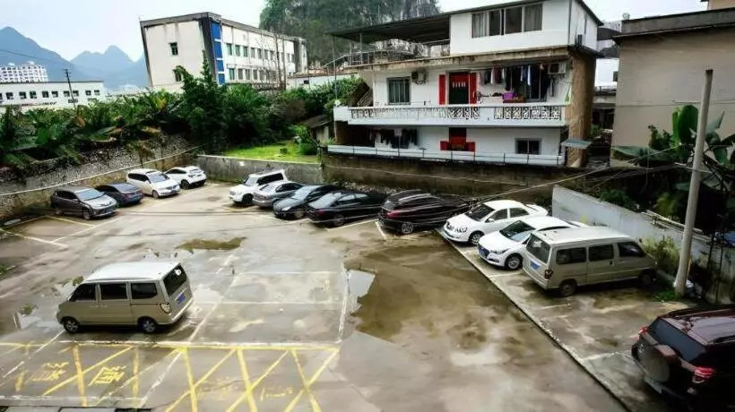 ホテル City Comfort Inn Hezhou Municipal Square