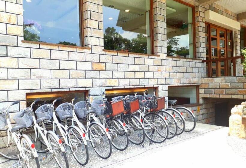 هتل Hua Ge Hot Spring