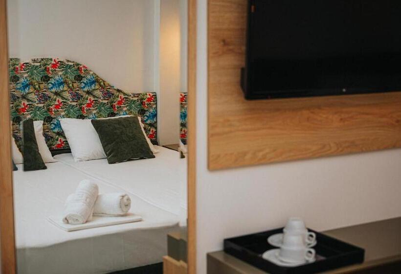 Hotel Parthenon Art Executive Wing