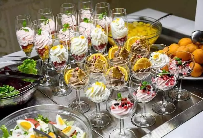 Hotelli Parthenon Art Executive Wing