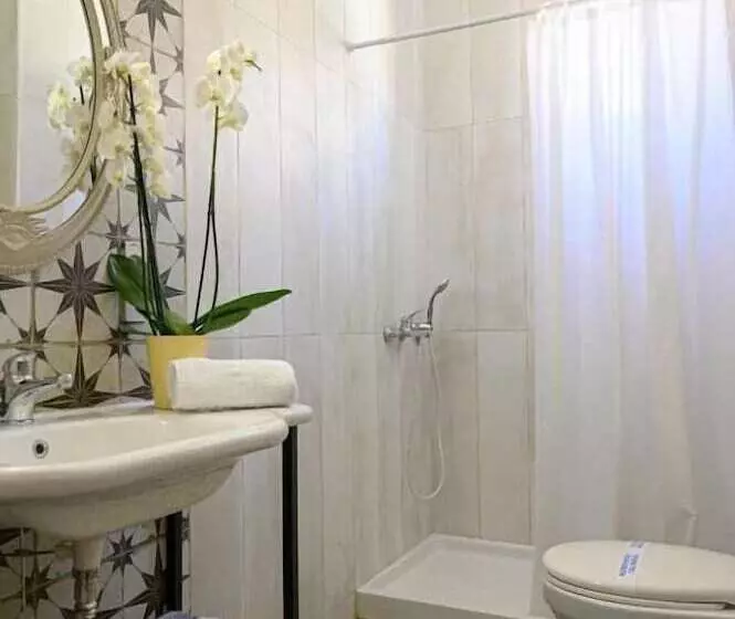 Hotelli Parthenon Art Executive Wing