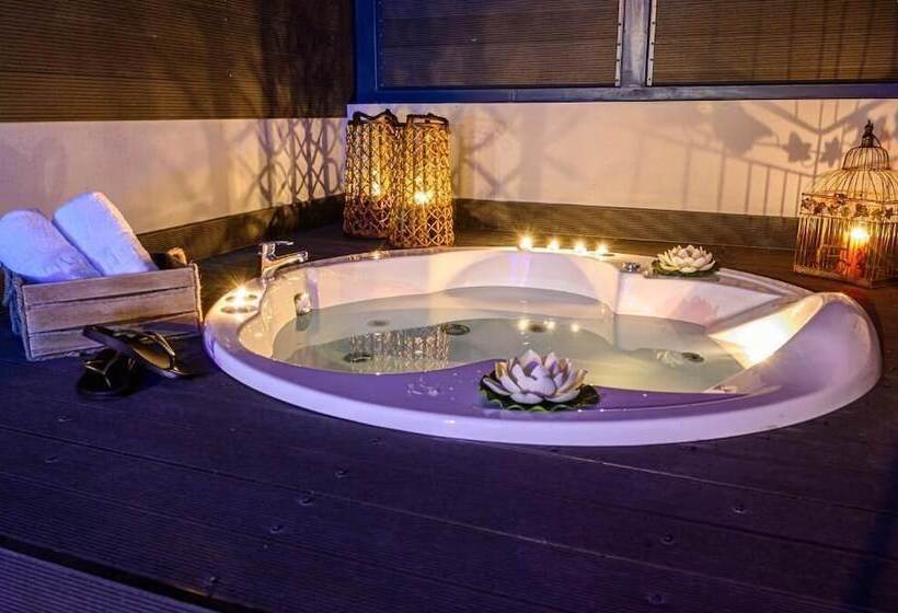 Hotel Parthenon Art Executive Wing