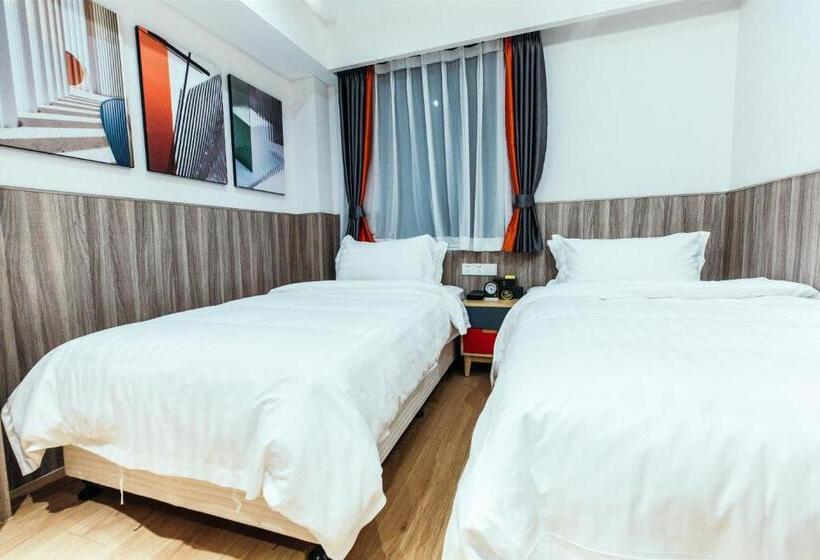 호텔 Shanghai Fish Inn People Square