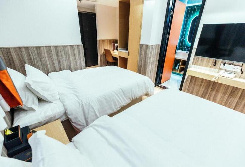 호텔 Shanghai Fish Inn People Square