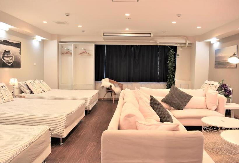 Общежитие Kitashinchi Apartment