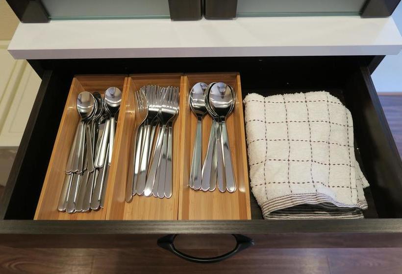 Общежитие Kitashinchi Apartment