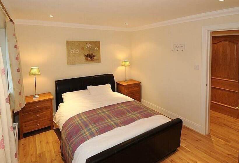 Bcc Lochness Cottages