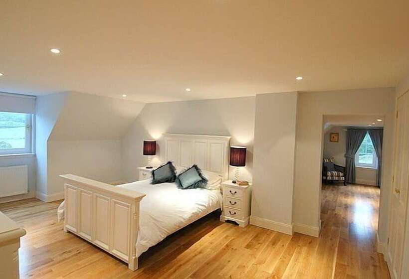 Bcc Lochness Cottages