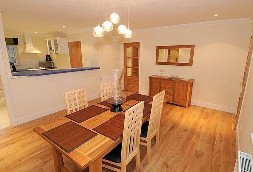 Bcc Lochness Cottages