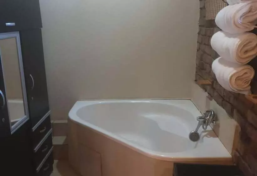 Aamiaismajoitus (B&B) Angels Haven Guest House