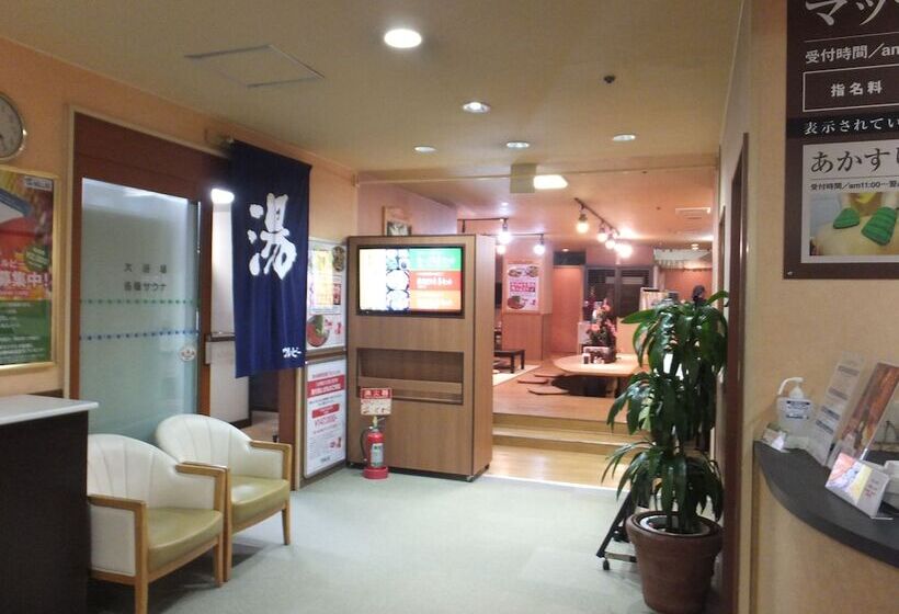 Capsule Hotel Wellbe Sakae   Caters To Men