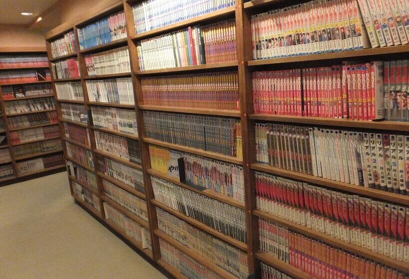 Capsule Hotel Wellbe Sakae   Caters To Men