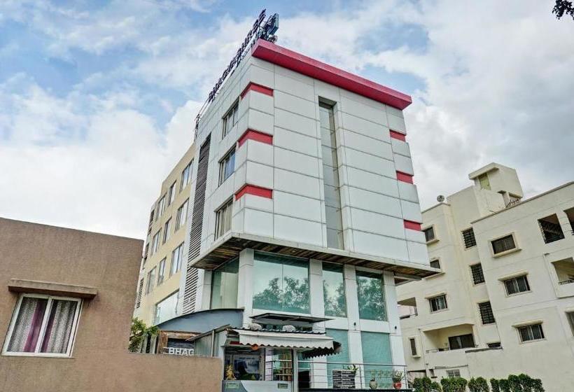 Hotel Treebo Bhagyashree Executive