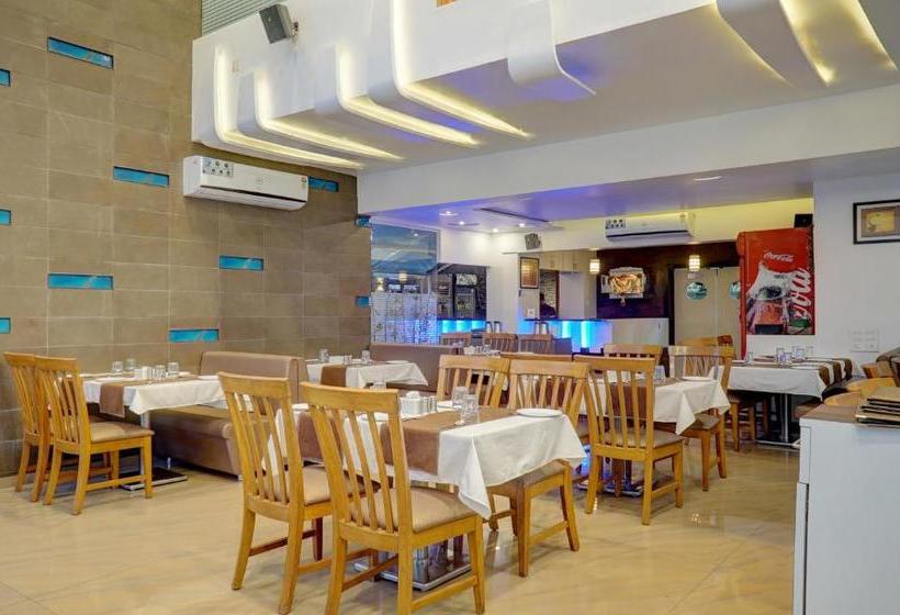 Hotel Treebo Bhagyashree Executive