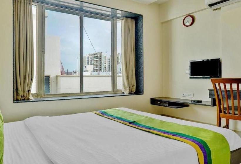 Hotel Treebo Bhagyashree Executive