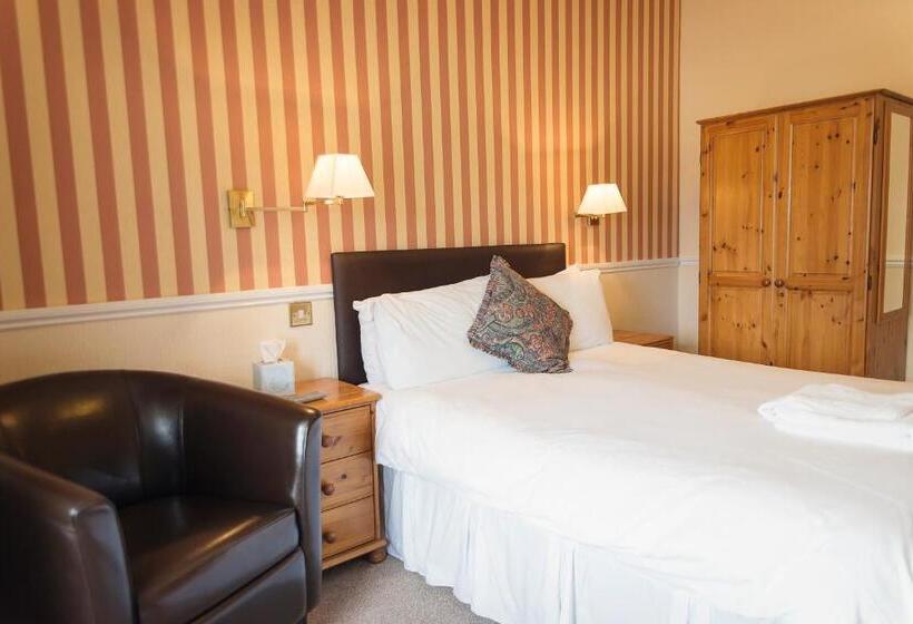 مسافرخانه Elder York Guest House