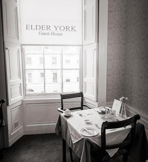 مسافرخانه Elder York Guest House
