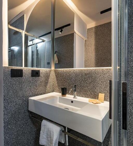 בית מלון כפרי Elide Design