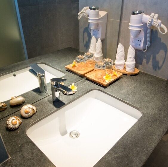 Отель Daun Bali Seminyak